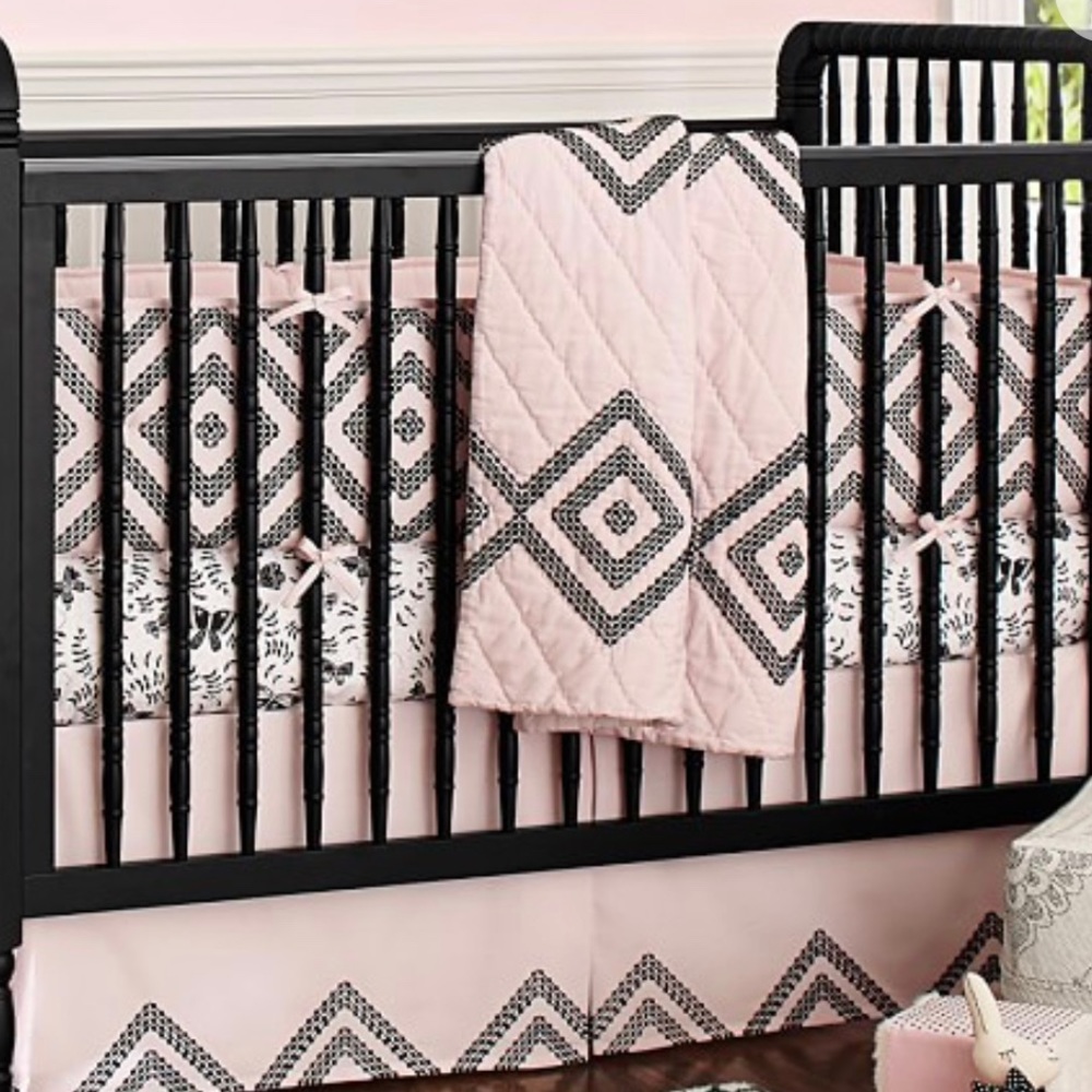 Pottery Barn Baby- Vivienne quilt